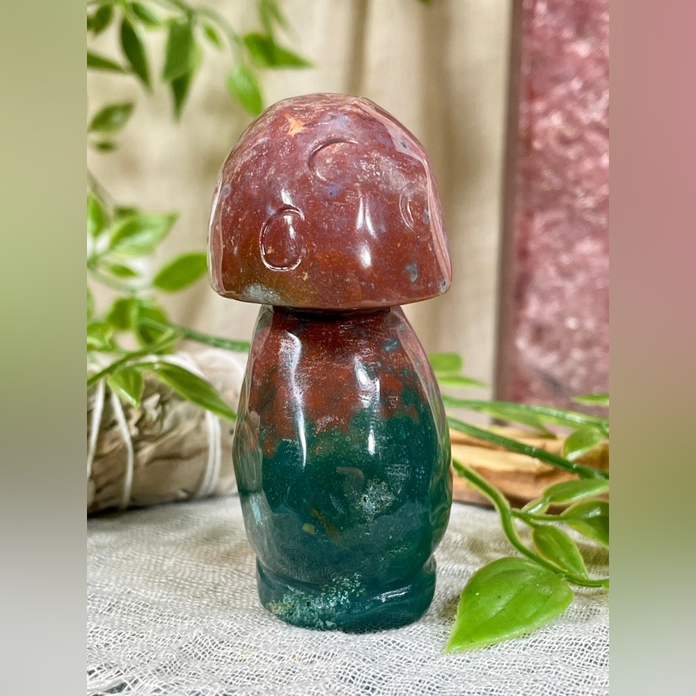 2431 Ocean Jasper Mushroom Crystal Carving - Picture 7 of 10